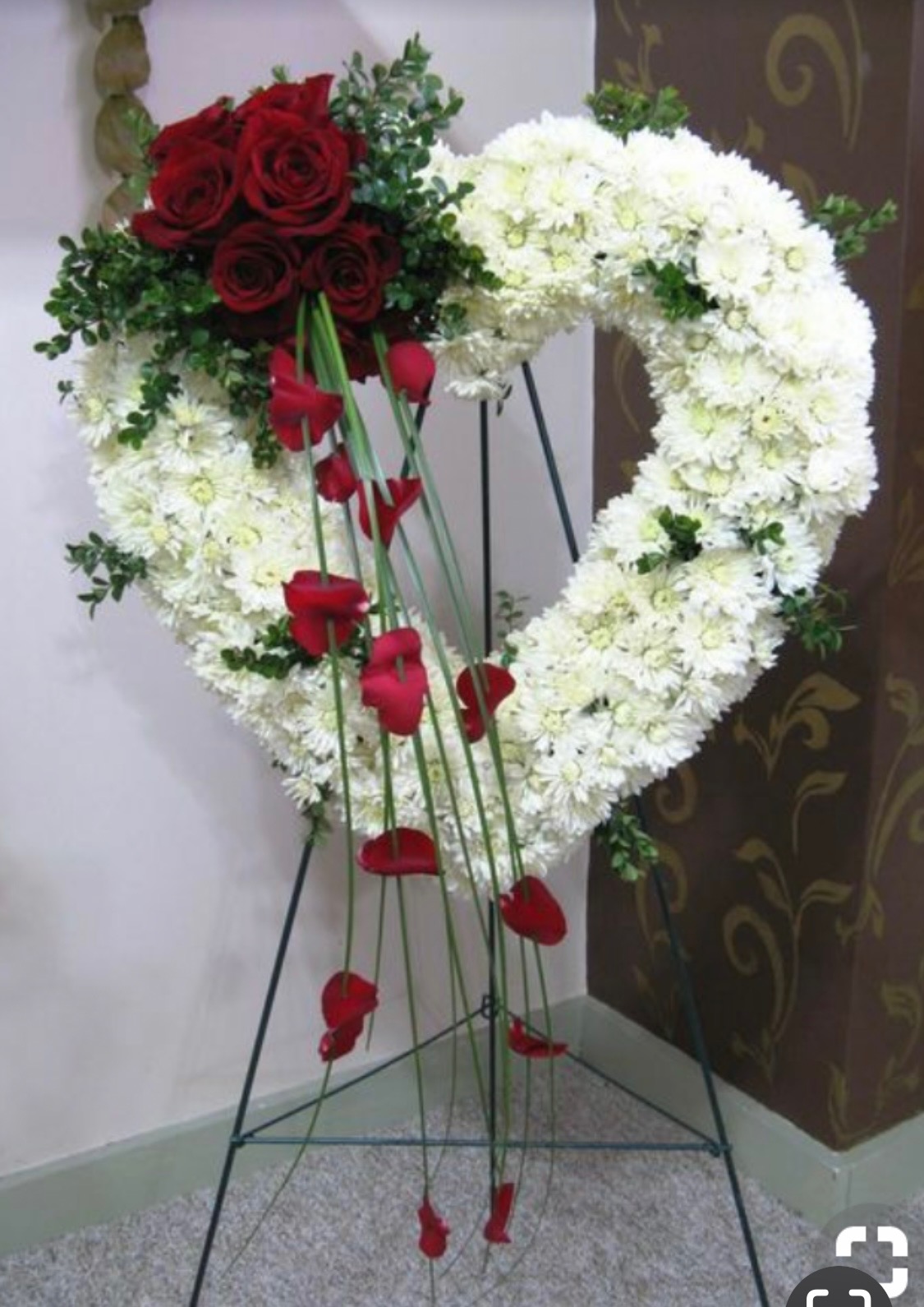 Funeral Crosses, Hearts & Sprays