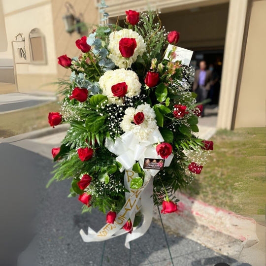 Funeral Crosses, Hearts & Sprays